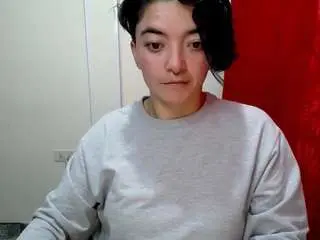 Cameliasaenz  live sex cam