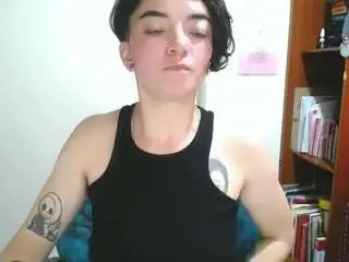 Cameliasaenz  live sex cam