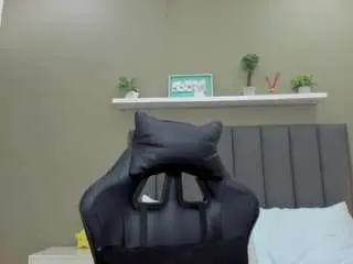 Dulce-victoriaa  live sex cam