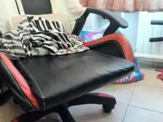 Naughtymistress  live sex cam
