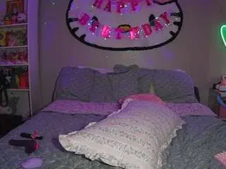 Princesssbella  live sex cam