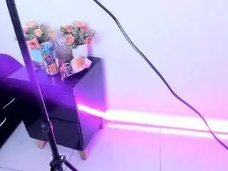 Raechel-morgan  live sex cam
