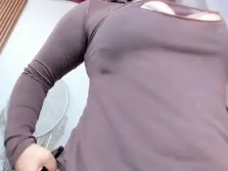 Yasmin-dina  live sex cam