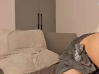 Adelleibey  live sex cam