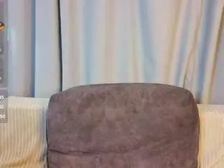 Cassiewanzer  live sex cam