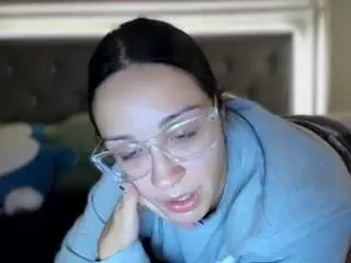 Hotpinkcheeto  live sex cam