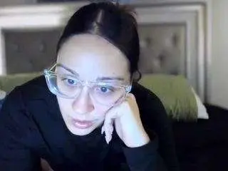 Hotpinkcheeto  live sex cam