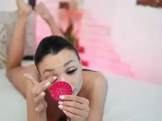 Maramaxine  live sex cam