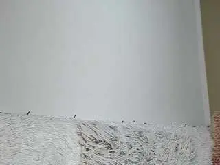 Briand28  live sex cam
