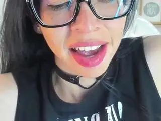 Katty-mouth  live sex cam