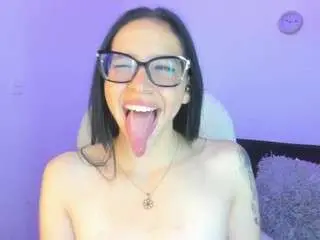 Katty-mouth  live sex cam