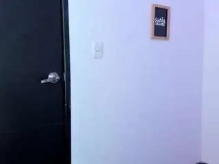 Katty-mouth  live sex cam