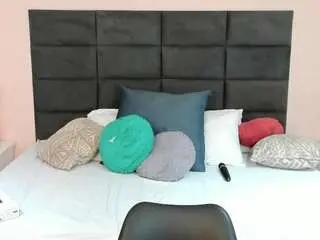 Madisonjenner  live sex cam