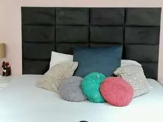 Madisonjenner  live sex cam