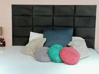 Madisonjenner  live sex cam