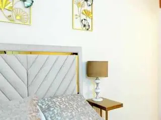 Madisonjenner  live sex cam