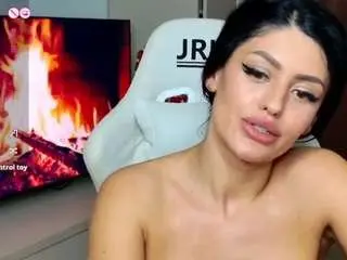 Myla-b  live sex cam