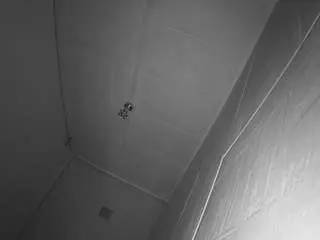Voyeurcam-jb-shower-1  live sex cam
