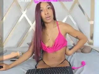 Angelkyraasm  live sex cam