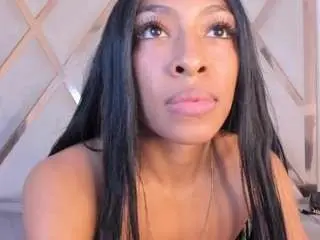 Angelkyraasm  live sex cam