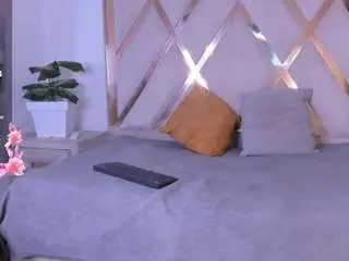 Angelkyraasm  live sex cam