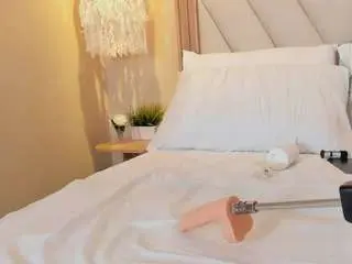 Nahimithompson  live sex cam