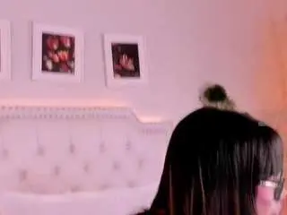 Nikavelvet  live sex cam