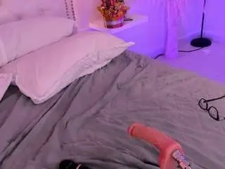 Nikavelvet  live sex cam