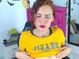 Nyx-halfmoon  live sex cam