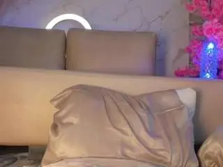 Sia-37  live sex cam