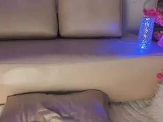 Sia-37  live sex cam
