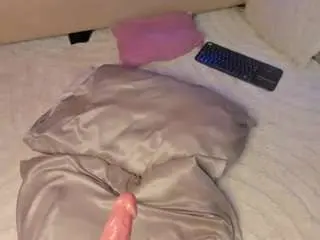 Sia-37  live sex cam
