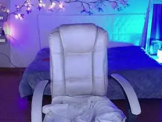 Tiana-27  live sex cam