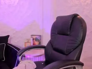 Chloepreston  live sex cam