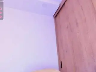 Iriss-25  live sex cam