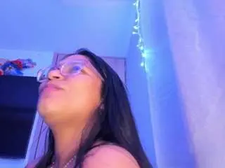 Iriss-25  live sex cam