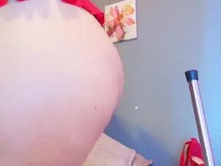 Jade-brunnette  live sex cam