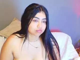 Jade-brunnette  live sex cam
