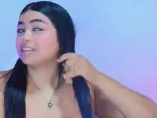 Jade-brunnette  live sex cam