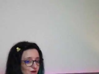 Joelleapril  live sex cam