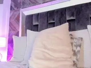 Naylagrey  live sex cam