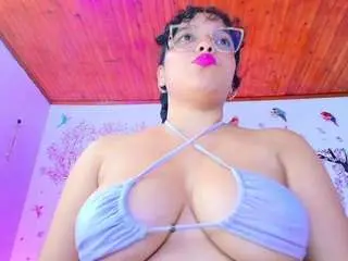 Sofiiadiiaz  live sex cam