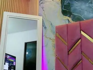 Softlatina  live sex cam
