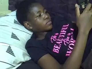 Afri-queen  live sex cam