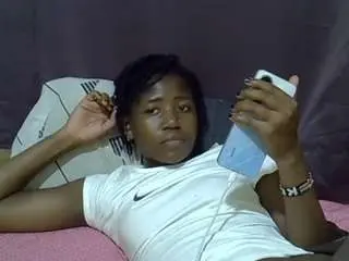 Afri-queen  live sex cam