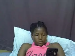 Afri-queen  live sex cam