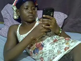 Afri-queen  live sex cam