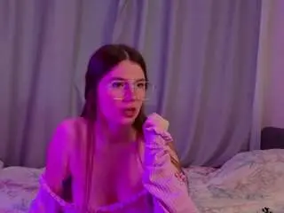 Cherryfannin  live sex cam