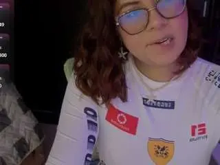 Mariangel16  live sex cam