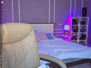 Miurra  live sex cam